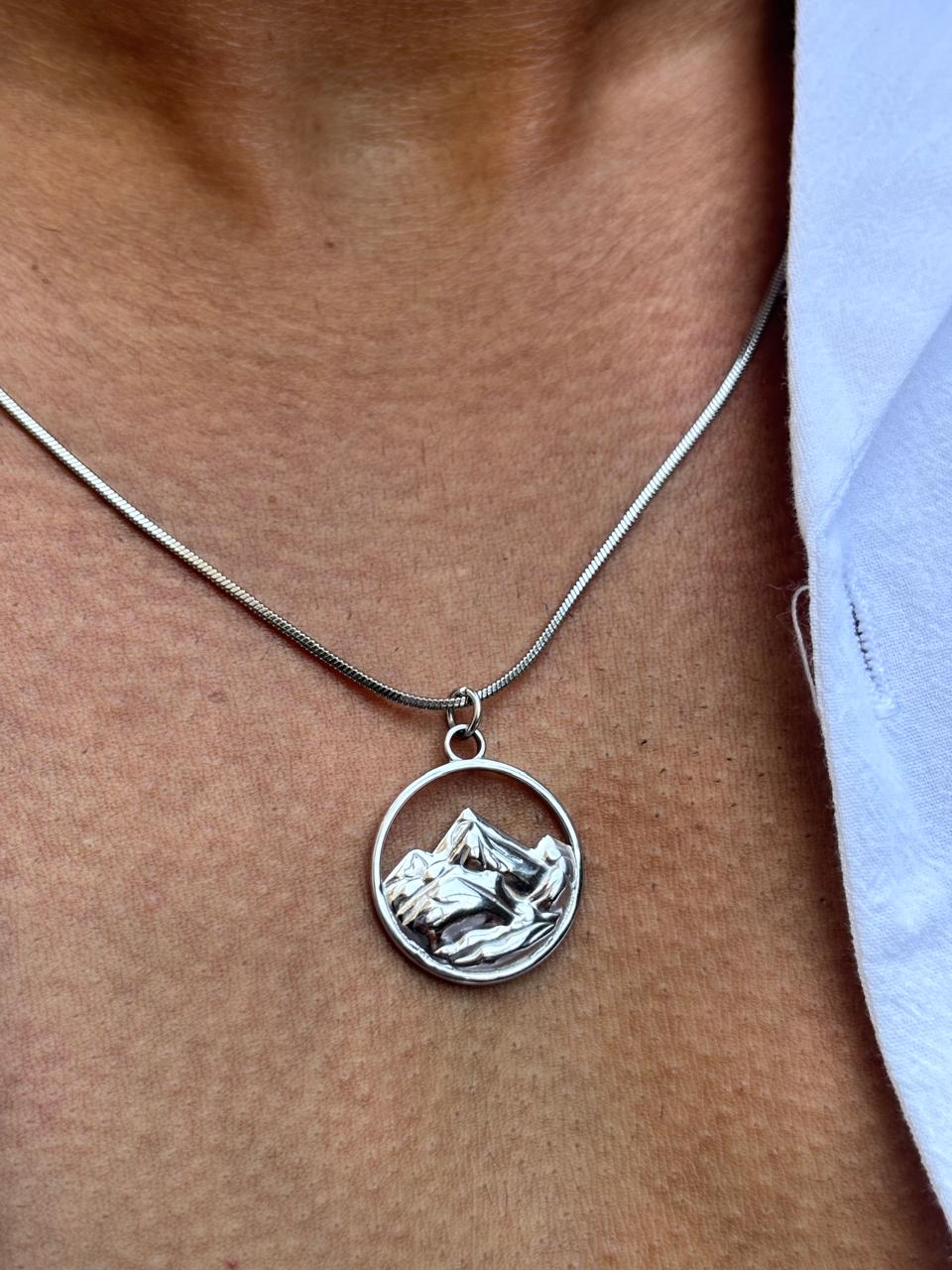 Mountain Pendent With Micro Chain