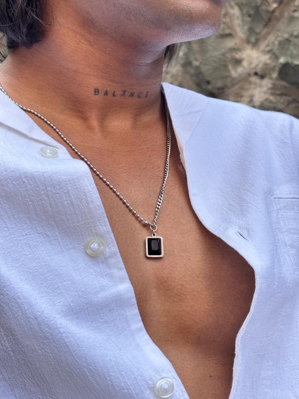 Dual Style Chain With Black Pendant